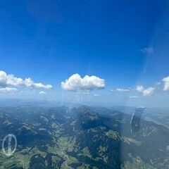 Flugwegposition um 10:27:33: Aufgenommen in der Nähe von Oberallgäu, Deutschland in 2555 Meter